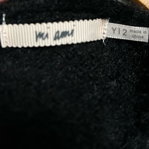 New Francesca’s Black Mi Ami  fuzzy sweater twist back. Size Y12 (xs) NWOT. - Picture 8 of 8